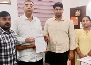  സർവ്വകലാശാല  തെരഞ്ഞെടുപ്പിൽ മത്സരിക്കാൻ ഒരു ലക്ഷത്തിൻ്റെ ബോണ്ട്;  നിർദ്ദേശം പിൻവലിക്കണമെന്ന് ആവശ്യപ്പെട്ട് എബിവിപി