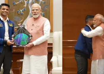 ‘ആകാശത്തോളം അഭിമാനം’; ശുഭാൻഷു ശുക്ലയെ ആലിംഗനത്തോടെ സ്വീകരിച്ച് പ്രധാനമന്ത്രി