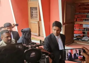 ധർമ്മസ്ഥല കേസിൽ സിനിമയെ വെല്ലുന്ന ട്വിസ്റ്റ്, വെളിപ്പെടുത്തൽ നടത്തിയ ക്ഷേത്രം മുൻ ശുചീകരണ തൊഴിലാളി അറസ്റ്റിൽ