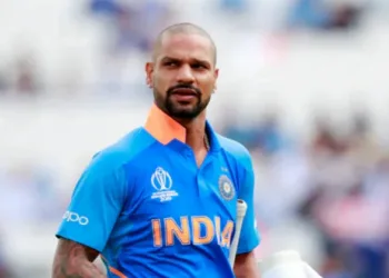 ഒരു കൈയബദ്ധം നാറ്റിക്കരുത്, വണ്ടിയോടിച്ചുകൊണ്ടിരുന്ന സമയത്ത് വന്ന ഫോൺ ധവാന് കൊടുത്തത് വമ്പൻ പണിയും നഷ്ടവും; കോഹ്‌ലിയും കൂട്ടരും…; സംഭവം ഇങ്ങനെ