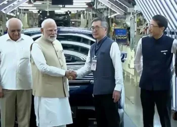 മെയ്ഡ് ഇൻ ഇന്ത്യ ‘ഇ-വിറ്റാര’ നിർമ്മാണ പ്ലാന്റ് ഉദ്ഘാടനം നിർവഹിച്ച് പ്രധാനമന്ത്രി ; ഇന്ത്യയിൽ നിർമ്മിച്ച് നൂറിലധികം രാജ്യങ്ങളിലേക്ക് കയറ്റുമതി ചെയ്യും