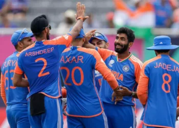 ആ താരം അസ്വസ്ഥൻ, ടീമിൽ അവസരം കിട്ടാത്തതിൽ ദേഷ്യത്തിലായിരുന്നു; വെളിപ്പെടുത്തൽ നടത്തി പരിശീലകൻ