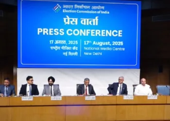 വോട്ട് മോഷണ ആരോപണം ഭരണഘടനയെ അപമാനിക്കൽ; രാജ്യത്ത് പരിഭ്രാന്തി പരത്താൻ ശ്രമം ; രാഹുൽ ഗാന്ധി വോട്ടർമാരുടെ സ്വകാര്യത ലംഘിച്ചു