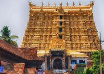 പത്മനാഭ സ്വാമി ക്ഷേത്രത്തിലെ ബി നിലവറ തുറക്കലിൽ വീണ്ടും ചർച്ച:തുടക്കമിട്ടത് സർക്കാർ പ്രതിനിധി