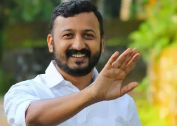 രാജി വെക്കും! രാഹുൽ മാങ്കൂട്ടത്തിലിനെ കയ്യൊഴിഞ്ഞ് കോൺഗ്രസ് ; ഇനി സീറ്റും നൽകില്ല