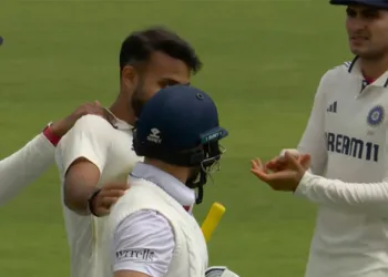 ഓവറാക്കി ചളമാക്കിയാൽ പണി കിട്ടും ചെക്കാ, പക്വതയുടെ അവസാനവാക്കായി കെഎൽ രാഹുൽ; ആകാശ് ദീപിന് പണി കിട്ടാൻ സാധ്യത