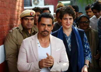 റോബർട്ട് വദ്ര ഗുരുഗ്രാം വ്യാജ ഭൂമി ഇടപാടിലൂടെ അനധികൃതമായി സമ്പാദിച്ചത് 58 കോടി രൂപ ; കുറ്റപത്രം സമർപ്പിച്ച് ഇ ഡി