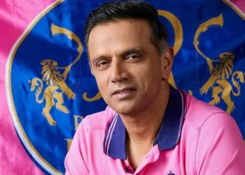 രാഹുൽ ദ്രാവിഡിന്റെ രാജിക്ക് കാരണം സഞ്ജുവല്ല, ഈ താരമാണ് പ്രശ്നം; രാജസ്ഥാൻ റോയൽസിൽ വമ്പൻ പ്രതിസന്ധി