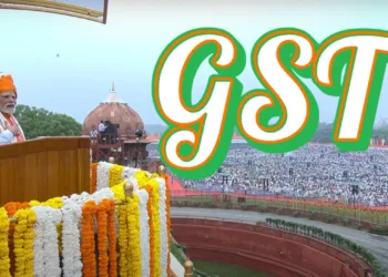 വില കുറയും! ജിഎസ്ടി 2.0 അവതരിപ്പിച്ച് മോദി സർക്കാർ ; അവശ്യവസ്തുക്കൾക്ക് ഇനി 5% മാത്രം ജിഎസ്ടി ; മദ്യത്തിനും പുകയിലയ്ക്കും 40%