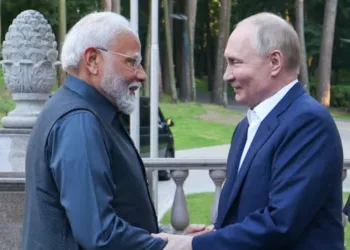 ഇന്ത്യയ്ക്ക് എണ്ണവിലയിൽ 5% കൂടി എക്സ്ട്രാ ഡിസ്കൗണ്ടുമായി റഷ്യ ; നടപടി ട്രംപിന്റെ തീരുവ ഭീഷണിക്ക് പിന്നാലെ