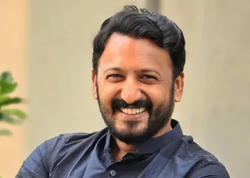 പ്രാഥമിക അംഗത്വത്തില്നിന്ന് സസ്പെന്ഡ് ചെയ്യും, പക്ഷേ രാജി വേണ്ട ; രാഹുൽ മാങ്കൂട്ടത്തിലിന് സംരക്ഷണവുമായി കോൺഗ്രസ്