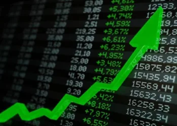 കുതിച്ചു കയറി ഓഹരി വിപണി ; രൂപയുടെ മൂല്യത്തിലും വർദ്ധന