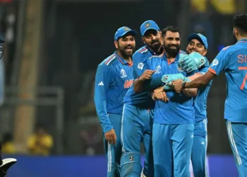 ഇനി ഇന്ത്യൻ ജേഴ്സിയിൽ കാണാനാകുമോ, കോഹ്‌ലിക്കും രോഹിത്തിനും പിന്നാലെ സൂപ്പർതാരത്തിന്റെ കാര്യത്തിലും തീരുമാനം; ആശങ്ക ശക്തം