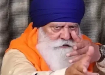 ദിവസവും 10 കിലോമീറ്റർ ഓടണം, അങ്ങനെ ആണെങ്കിൽ 45 വയസുവരെ കളിക്കാം; ഇന്ത്യൻ താരത്തോട് യോഗ്‌രാജ് സിംഗ്