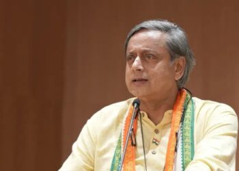 സാധാരണക്കാർക്ക് ഇത് വലിയ ആശ്വാസമാകും ; കേന്ദ്ര സർക്കാരിന്റെ ജിഎസ്ടി പരിഷ്കരണത്തെ പ്രശംസിച്ച് ശശി തരൂർ