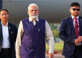 വെള്ളപ്പൊക്ക ബാധിത പ്രദേശങ്ങളിൽ വ്യോമ നിരീക്ഷണവുമായി പ്രധാനമന്ത്രി ; ഹിമാചൽ പ്രദേശിലെയും പഞ്ചാബിലെയും സ്ഥിതിഗതികളിൽ സൂക്ഷ്മ വിലയിരുത്തൽ