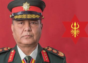 നേപ്പാളിന്റെ നിയന്ത്രണം ഏറ്റെടുത്ത് സൈന്യം ; രാജ്യവ്യാപക കർഫ്യൂ ; ആക്രമണങ്ങൾ ഉണ്ടായാൽ കർശന നടപടിയെന്ന് മുന്നറിയിപ്പ്