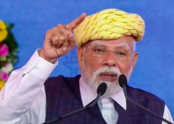 ചിപ്പുകൾ മുതൽ കപ്പലുകൾ വരെ ഇനി ഇന്ത്യയിൽ തന്നെ നിർമിക്കും ; ഇന്ത്യയുടെ യഥാർത്ഥ ശത്രു മറ്റു രാജ്യങ്ങളെ ആശ്രയിക്കുന്ന അവസ്ഥയാണെന്ന് മോദി