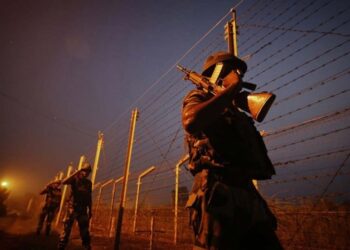 നൗഗാമിൽ നിയന്ത്രണ രേഖയ്ക്ക് സമീപം വെടിവെപ്പ് ; സൈനിക പോസ്റ്റുകൾക്ക് നേരെ വെടിവെച്ച പാകിസ്താന് ഉടൻ മറുപടി നൽകി ഇന്ത്യൻ സൈന്യം