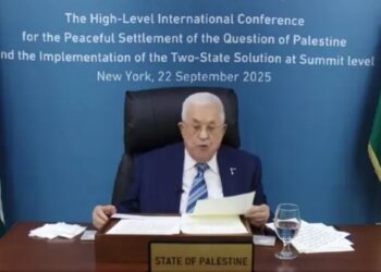 ഹമാസിനെ വീണ്ടും തള്ളിപ്പറഞ്ഞ് പലസ്തീൻ പ്രസിഡന്റ് ; ഹമാസ് ആയുധം വെച്ച് കീഴടങ്ങണമെന്ന് ആവശ്യം ; ഒക്ടോബർ 7 കൂട്ടക്കൊലയെ അപലപിച്ചു