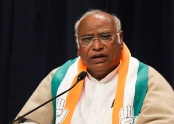 നിതീഷ് കുമാർ മാനസികമായി വിരമിച്ചു, ബിജെപിക്ക് ഇപ്പോൾ നിതീഷ് ഒരു ബാധ്യതയായി മാറി ; ആരോപണങ്ങളുമായി ഖാർഗെ