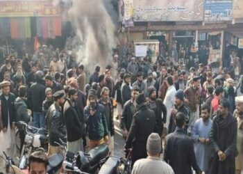 പ്രതിഷേധം, സംഘർഷം ; കലാപ ഭൂമിയായി പാക് അധിനിവേശ കശ്മീർ; ഇന്റർനെറ്റ് വിച്ഛേദിച്ച് പാകിസ്താൻ