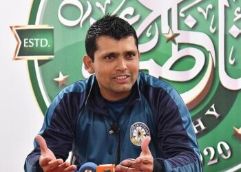 ഇന്ത്യൻ കളിക്കാരുടെ പെരുമാറ്റം വളരെ മോശം ; പാകിസ്താൻ ഇനി ഒരിക്കലും ഇന്ത്യയുമായി കളിക്കരുതെന്ന് കമ്രാൻ അക്മൽ