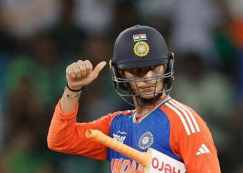 കരിയറിൽ ആകെ നേരിട്ടത് 427 പന്തുകൾ അതിൽ 137 ബൗണ്ടറികൾ, വിശ്വസിക്കാനാകുമോ ഇത് പോലെ ഒരു കണക്ക്; ഞെട്ടിച്ച് അഭിഷേക് ശർമ്മ