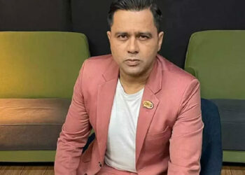 ഈ മത്സരത്തിൽ ഇന്ത്യ ജയിക്കണോ തോൽക്കണോ എന്ന് ആ രണ്ട് താരങ്ങൾ തീരുമാനിക്കും, അവന്മാർ മോശമായാൽ ടീം തോൽക്കും: ആകാശ് ചോപ്ര