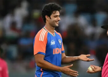 വെറുതെയല്ല ഇന്നലെ അൽപ്പം വിറച്ചത്, കാര്യങ്ങൾ ശരിയായത് അവന്റെ വരവോടെ; ഇന്ത്യൻ ടീമിന്റെ തുറുപ്പുചീട്ടായത് ആ പകരക്കാരൻ