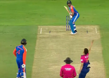 എന്തുകൊണ്ടാണ് ഇയാളെ അടുത്ത സൂപ്പർസ്റ്റാർ എന്ന് വിളിക്കുന്നത് എന്ന് മനസിലായില്ലേ, ഗില്ലിന്റെ ആ ഷോട്ട് കണ്ട് ഞെട്ടി വസിം അക്രം; വീഡിയോ വൈറൽ