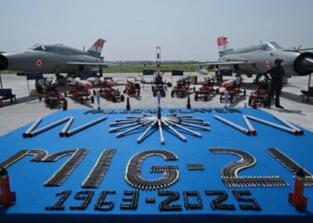 ബിഗ് സല്യൂട്ട് മിഗ്-21! ; 62 വർഷത്തെ സേവനത്തിനുശേഷം മിഗ്-21 യുദ്ധവിമാനത്തിന് ഇന്ന് ഔപചാരിക യാത്രയയപ്പ്