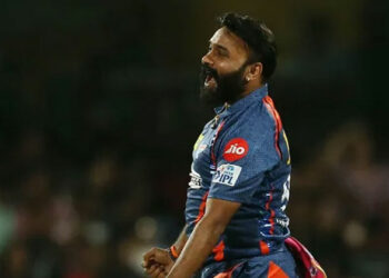 ഒരു യുഗത്തിന്റെ അവസാനം, ക്രിക്കറ്റിനോട് ഗുഡ്ബൈ പറഞ്ഞ് അമിത് മിശ്ര; വിടവാങ്ങൽ കുറിപ്പ് വൈകാരികം