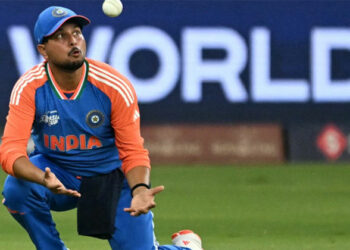 ചോരുന്ന കൈകൾ ഉള്ള ഫീൽഡർമാരെക്കുറിച്ച് ചോദ്യം, തകർപ്പൻ മറുപടി നൽകി സൂര്യകുമാർ യാദവ്; പറയുന്നത് ഇങ്ങനെ