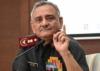 അനിൽ ചൗഹാൻ തുടരും ; ചീഫ് ഓഫ് ഡിഫൻസ് സ്റ്റാഫ് ആയി ജനറൽ അനിൽ ചൗഹാന്റെ കാലാവധി നീട്ടി കേന്ദ്രസർക്കാർ