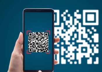 എന്തിനും ഏതിനും ക്യൂആർകോഡ് സ്കാനിംഗും പണമടയ്ക്കലും, ഇവരൊന്ന് സൂക്ഷിച്ചോ