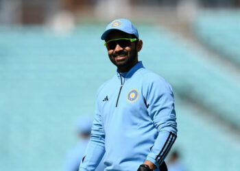 രാഹുൽ ദ്രാവിഡിന്റെ രീതികൾ അത്ര കൂൾ അല്ല, അന്ന് മിച്ചൽ ജോൺസൺ അത് കണ്ടതാണ്; ഇതിഹാസത്തെക്കുറിച്ച് അജിങ്ക്യ രഹാനെ പറയുന്നത് ഇങ്ങനെ