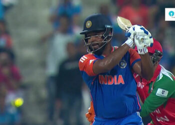 അർദ്ധ സെഞ്ചുറിയൊക്കെ നേടി, എങ്കിലും കണ്ടത് മൊഞ്ചില്ലാത്ത ഒരു സഞ്ജു ഇന്നിങ്സ്; ആരാധകർക്ക് നിരാശ