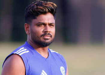 എന്തുകൊണ്ട് സഞ്ജു ഇന്ത്യ വിട്ട് മറ്റൊരു രാജ്യത്തിനായി കളിക്കണം? ഈ കാരണങ്ങൾ ആ ചോദ്യത്തിനുള്ള ഉത്തരം