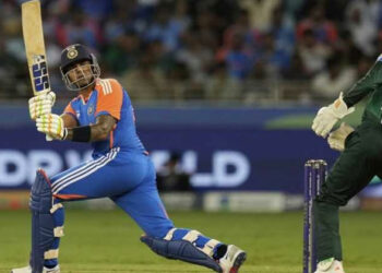 ഓടും ഷഹീൻ ചാടും സൽമാൻ ഇന്ത്യയെ കണ്ടാൽ വീഴും പാകിസ്ഥാൻ, സൂപ്പർ 4 ലേക്ക് മാർച്ച് ചെയ്ത് സൂര്യയും സംഘവും; കൈയടിക്കാം ആ തന്ത്രത്തിന്