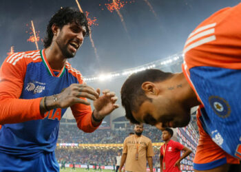 സെയിം സെയിം ബട്ട് ഡിഫറന്റ്, വിരാട് കോഹ്‌ലിയെ ഓർമിപ്പിച്ച് തിലക് വർമ്മ; കളിച്ചത് ഏഷ്യാ കപ്പ് ചരിത്രത്തിലെ ഏറ്റവും മികച്ച ഇന്നിങ്‌സുകളിൽ ഒന്ന്