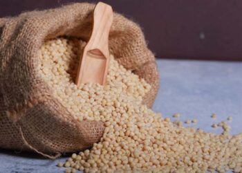 ടെൻഷൻ വേണ്ട…മുഖം ഇനി പൊന്ന് പോലെ തിളങ്ങും..ഒരു സ്പൂൺ ഉഴുന്ന് മതി..