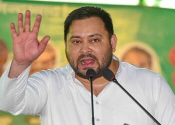 ബീഹാറിലെ ഓരോ കുടുംബത്തിലും ഒരു സർക്കാർ ജോലി ; തിരഞ്ഞെടുപ്പ് വാഗ്ദാനങ്ങൾ പ്രഖ്യാപിച്ച് തേജസ്വി യാദവ്