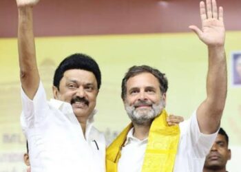 ‘രാഹുൽ ഗാന്ധി എന്നെ ഒരു സഹോദരനെ പോലെയാണ് കാണുന്നത്, ഞങ്ങൾ ഒരു ടീമാണ്’ ; കോൺഗ്രസ്-ടിവികെ ബന്ധം തള്ളി സ്റ്റാലിൻ