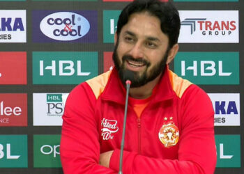 തകർപ്പൻ പ്രകടനം എപ്പോഴൊക്കെ നടത്തിയാലും വിലയില്ല, ലോകത്തിലെ ഏറ്റവും നിർഭാഗ്യവാനായ ക്രിക്കറ്റ് താരം നീ തന്നെയാടാ ഉവ്വേ; സംഭവം ഇങ്ങനെ