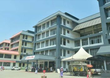 കാലിൽ ആണി കയറിയതിന് സർക്കാർ ആശുപത്രിയിലെത്തി,വിരലുകൾ മുറിച്ചുമാറ്റിയതായി പരാതി