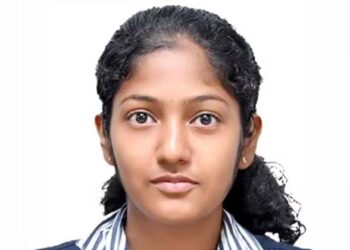 ക്ലാസിലെത്തിയതിന് പിന്നാലെ വിദ്യാർത്ഥിനി കുഴഞ്ഞുവീണു മരിച്ചു