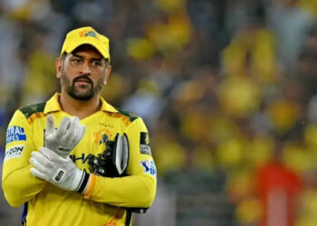 സഞ്ജുവും പന്തുമൊക്കെ സൂക്ഷിച്ചോ, ധോണി സ്റ്റൈൽ ബുദ്ധിയുള്ള കീപ്പർ വരുന്നു; ഞെട്ടിച്ച് ചെന്നൈ സൂപ്പർ കിങ്സ് താരം; വീഡിയോ കാണാം