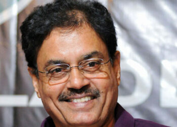 പണ്ട് വലിയ കൊമ്പന്മാർ ആയിരുന്നു എന്ന് പറഞ്ഞിട്ട് ഇപ്പോൾ എന്ത് കാര്യം, രണ്ട് താരങ്ങളും ഇപ്പോൾ ഇന്ത്യൻ ടീമിന് ബാധ്യത; തുറന്നടിച്ച് ദിലീപ് വെങ്‌സർക്കാർ