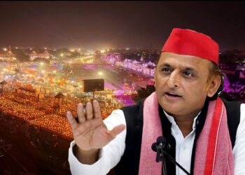 ദീപാവലിക്ക് അയോധ്യയിൽ വിളക്കുകൾ കത്തിച്ച് അനാവശ്യമായി പണം ചെലവാക്കുന്നു ; ഉത്തർപ്രദേശ് സർക്കാരിനെതിരെ അഖിലേഷ് യാദവ്
